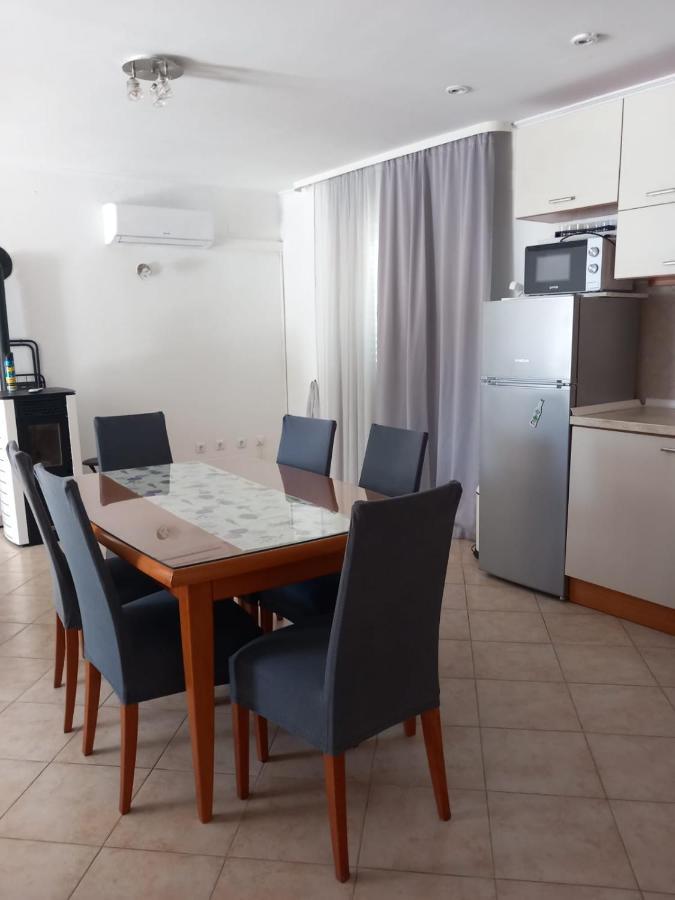 Apartmán Apartman Nika Ražanac Exteriér fotografie
